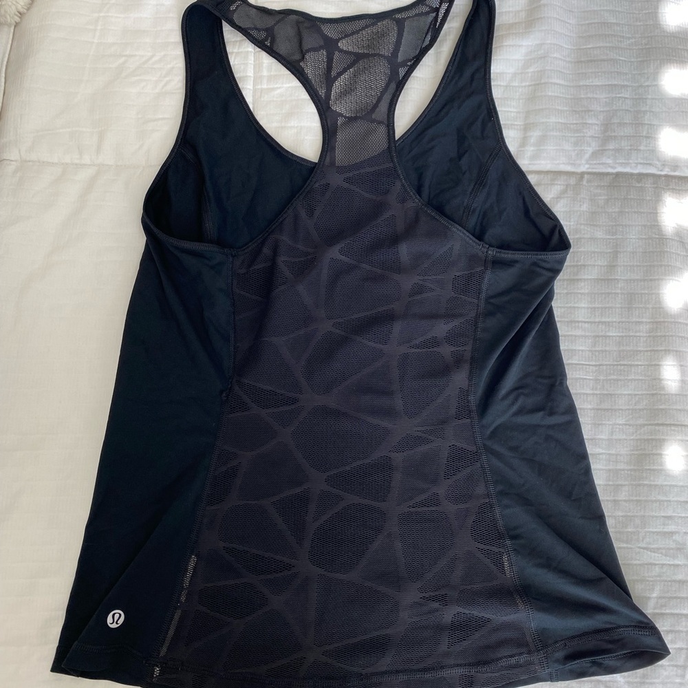 Lululemon tank top